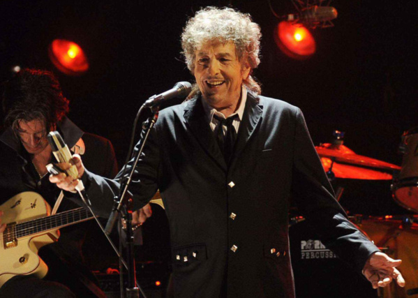 Bob Dylan n'ira pas chercher son Nobel de Littérature