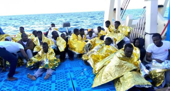 Migrants: Au moins 8 morts, nombreux disparus en Méditerranée