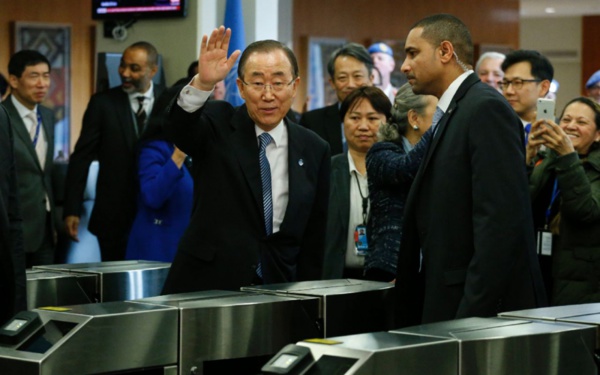 ADIEUX A L’ONU - Ban Ki-moon "un peu comme Cendrillon"