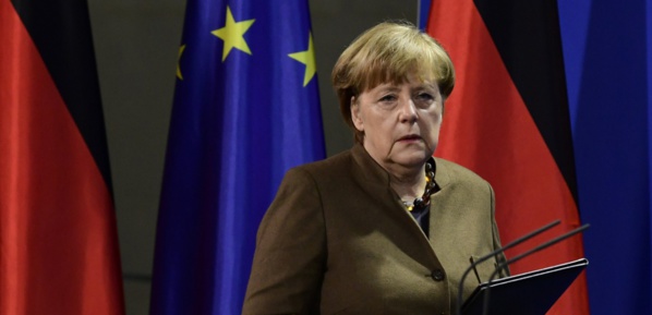 Les Européens ont leur destin "en main", dit Merkel après les critiques de Trump