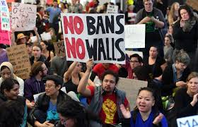 Décret Trump anti-immigration: l'ONU dénonce un manque de générosité