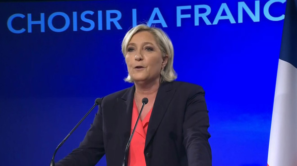 Battue, Le Pen annonce une "transformation profonde" du FN