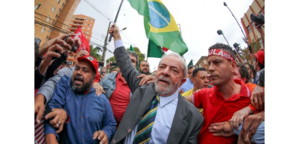 Lula face à la justice dans un Brésil divisé