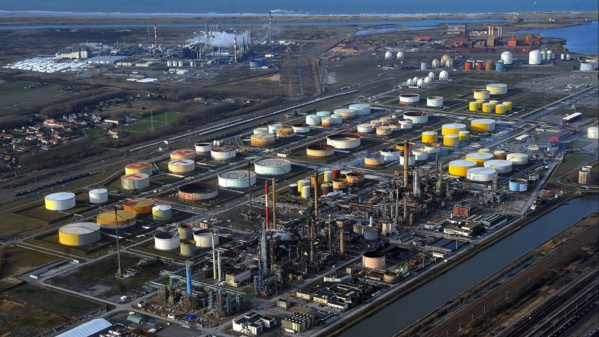 Nord: Total en procès pour une explosion dans une raffinerie en 2009