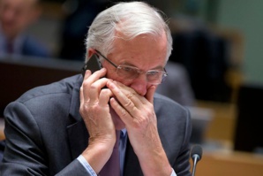 Barnier qualifie de "rumeurs" un accord sur le règlement financier du Brexit