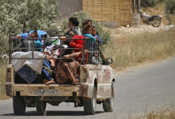 Syrie: des milliers de déplacés rentrent chez eux après l'accord dans le sud