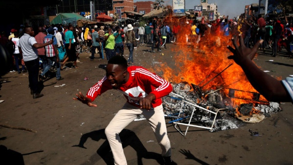 Zimbabwe: trois morts après l'annonce contestée de la victoire du parti au pouvoir