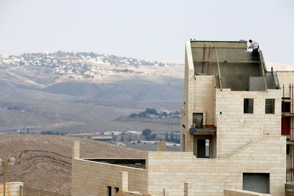 Israël approuve des plans de construction d'environ 2.200 logements dans des colonies (ONG)