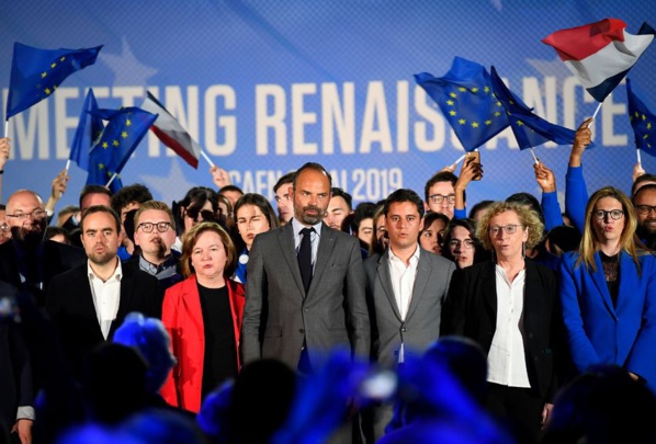 Elections européennes: le gouvernement "débarque" pour aider le soldat Loiseau