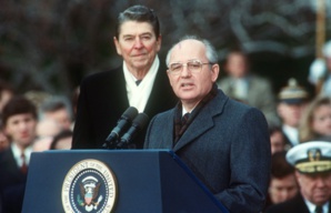 Les présidents Reagan et Gorbatchev, pères de l'INF