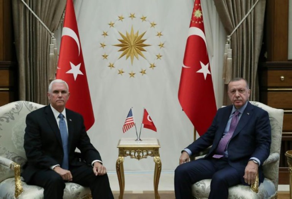 Syrie: Pence et Pompeo à Ankara pour arracher un cessez-le-feu à Erdogan