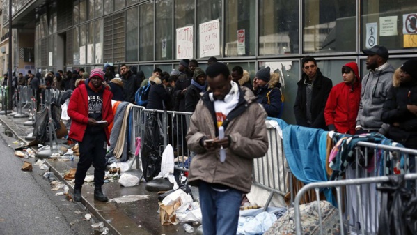 FRANCE - 61 organisations tirent la sonnette d’alarme sur l'accès aux soins des étranger-es