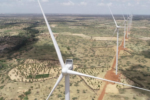 Macky Sall inaugure «le plus grand projet d’énergie éolienne au Sénégal et en Afrique»