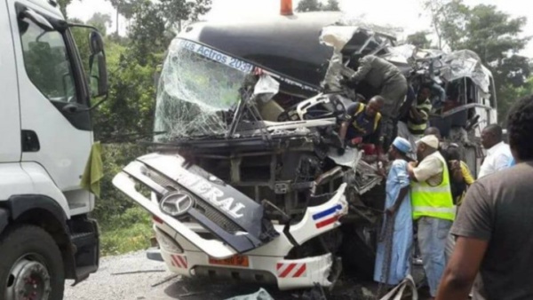 Accident de bus: 37 morts au Cameroun