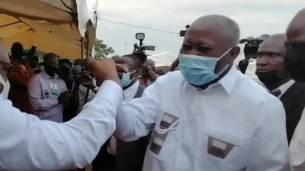 Accueil triomphal pour Laurent Gbagbo dans son village natal