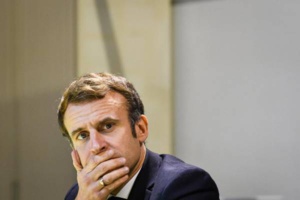 Crise en Ukraine - Macron "condamne" l'annonce de Poutine et demande des "sanctions européennes ciblées"