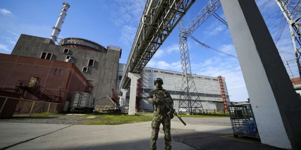 La centrale nucléaire de Zaporijjia encore déconnectée du réseau après un nouveau bombardement