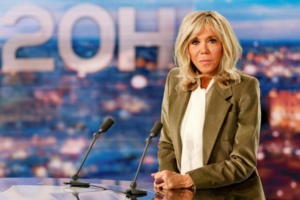 Brigitte Macron vole au secours de son mari et s'expose aux critiques