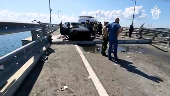 Guerre en Ukraine, jour 509 - Moscou stoppe l’accord céréalier, Kyiv frappe le pont de Crimée