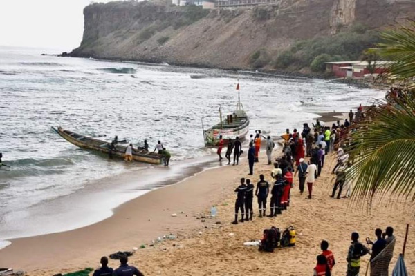 Sur la plage de Ouakam, policiers, sapeurs-pompiers et riverains ce matin du 24 juillet 2023