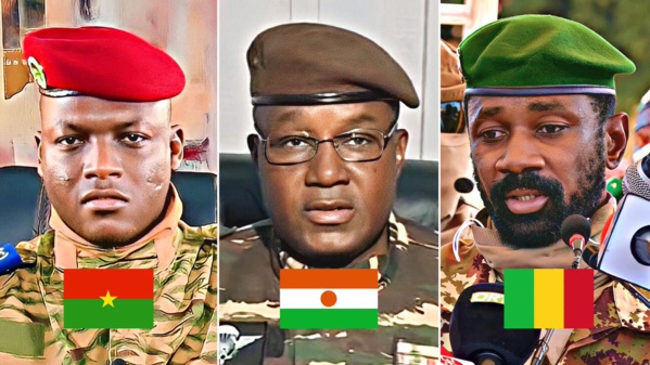 Ibrahim Traoré (Burkina Faso), Abdourahamane Tiani (Niger) et Assimi Goïta (Mali), de gauche à droite