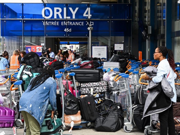 France/Grève des contrôleurs aériens : 70% des vols annulés ce samedi à Paris-Orly