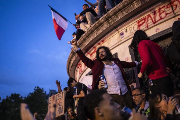 Manifestations de militants du Nouveau Front Populaire dimanche 7 juillet 2024 à Paris