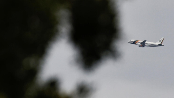 L'avion qui allait s'écraser quelques instants plus tard (image Yahoo!)