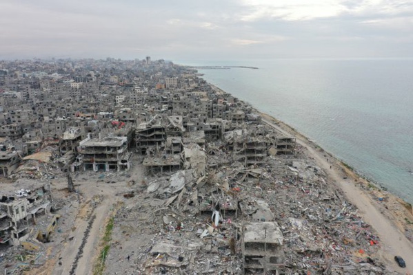 Dans les ruines de l'enclave palestinienne, les bombardements de l'armée israélienne sont quotidiens depuis le 7 octobre 2023