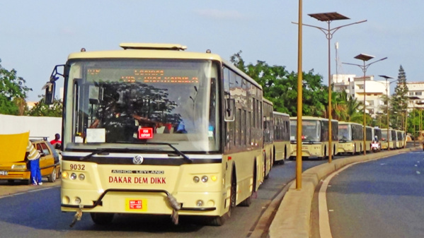 Dakar Dem Dikk : le DG Assane Mbengue dresse la gestion « catastrophique » de l’entreprise nationale de transports