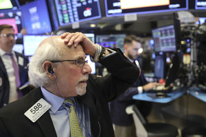 Wall Street termine en hausse, record pour le Dow Jones