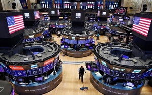 Wall Street termine en hausse, nouveaux records pour Dow Jones et S&P 500