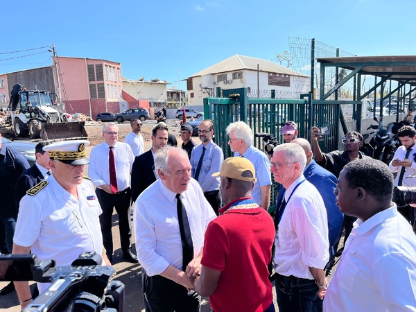 France : François Bayrou annonce un plan "Mayotte debout" depuis Mamoudzou