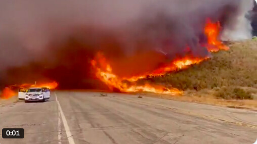 Un nouvel incendie se propage rapidement près de Los Angeles : plus de 9 000 acres ravagés