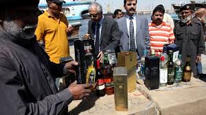 De l'alcool frelaté fait 24 morts au Pakistan