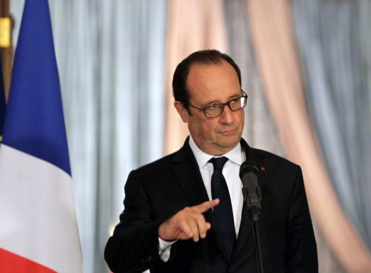 France: le président Hollande annonce qu'il se rendra lundi en Irak