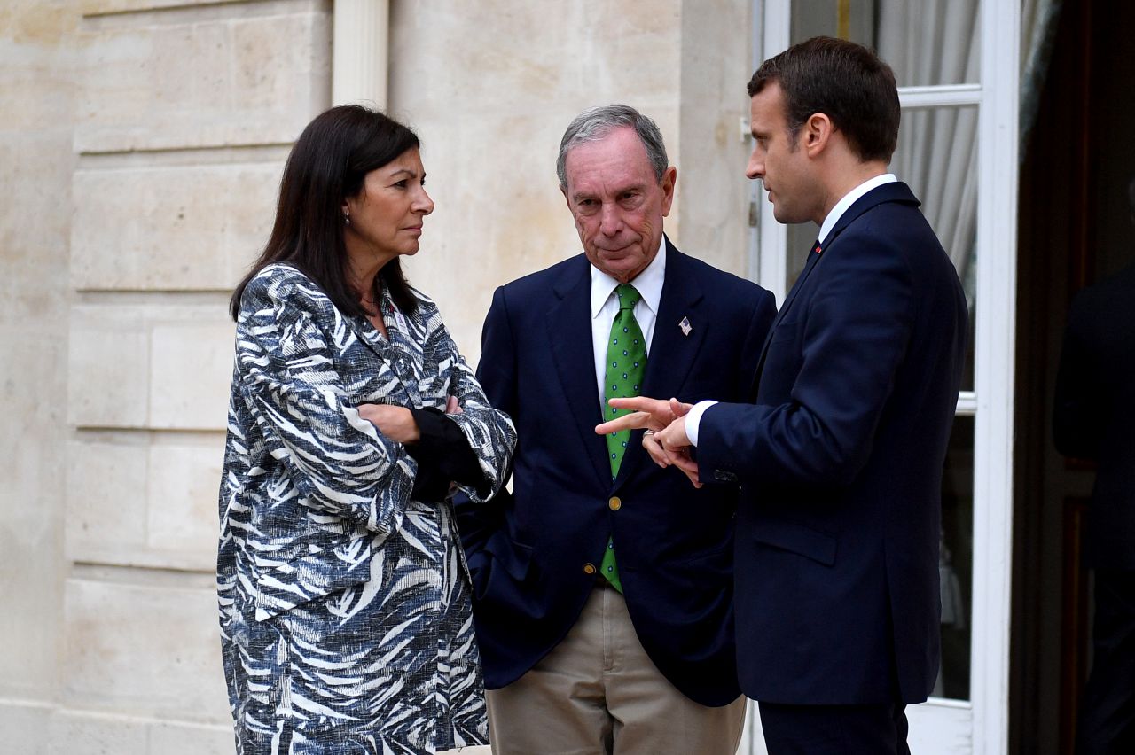 Anne Hidalgo (maire de Paris), Michael Bloomberg (maire de New York) et Emmanuel Macron