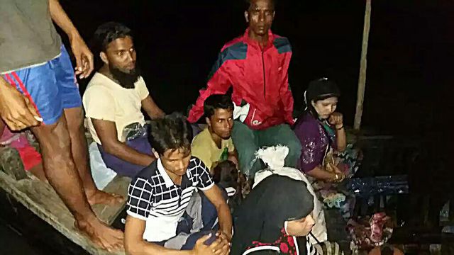 Bangladesh: 16 morts dans le naufrage d'un bateau de Rohingyas