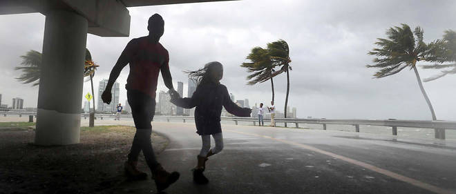 L'ouragan Irma touche l'extrême-sud de la Floride