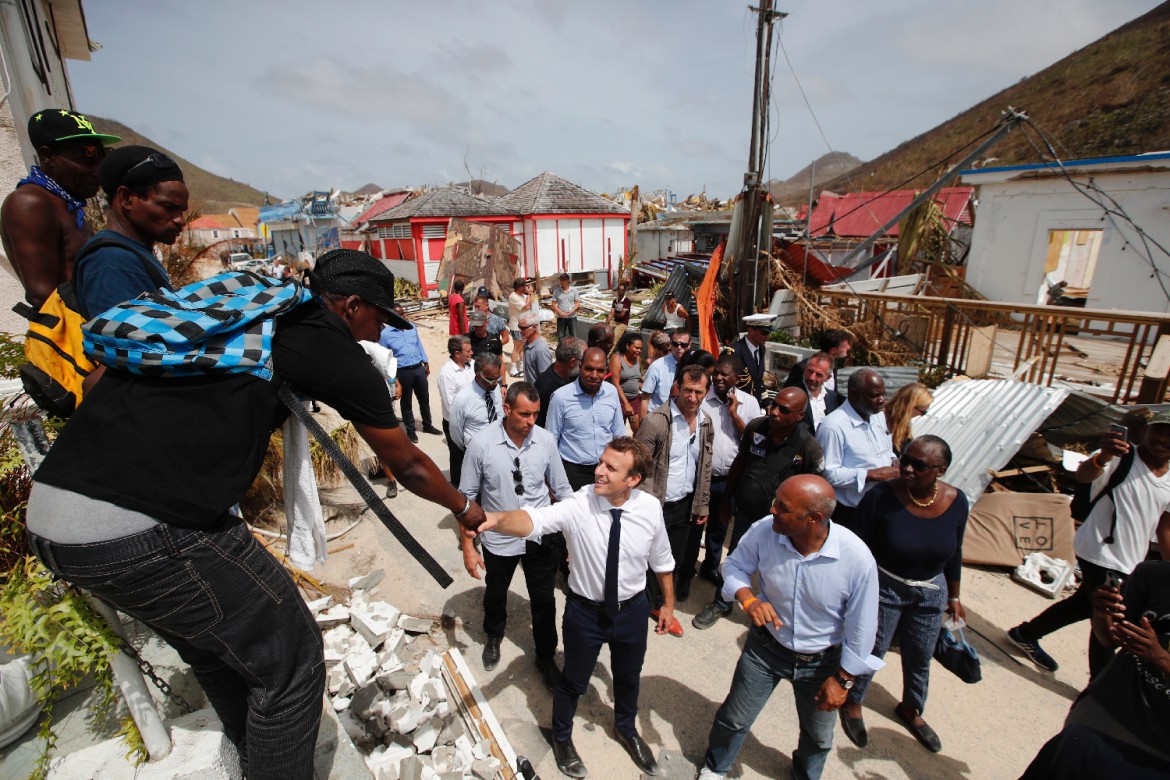 Irma: Macron défend l'action de son gouvernement à St-Martin dévastée