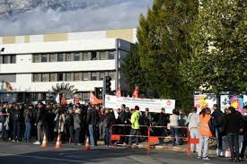 Bercy demande à la direction de GE de reprendre le dialogue à Grenoble