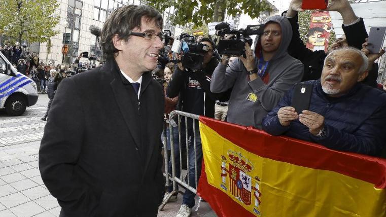 L'Espagne a émis un mandat d'arrêt à l'encontre de Puigdemont, selon son avocat