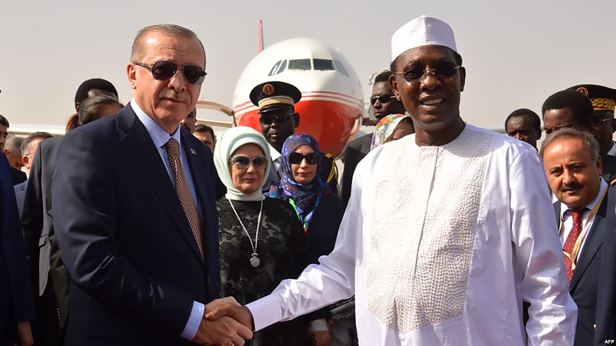 Erdogan et Déby signent cinq accords à Ndjamena 