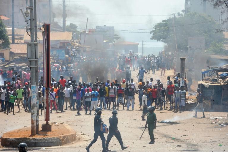 Manifestations houleuses à Conakry, le pouvoir dénonce une "déstabilisation