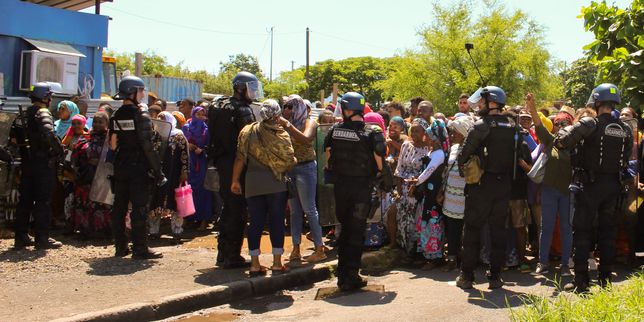 Accord de principe à Mayotte, levée de barrages attendue