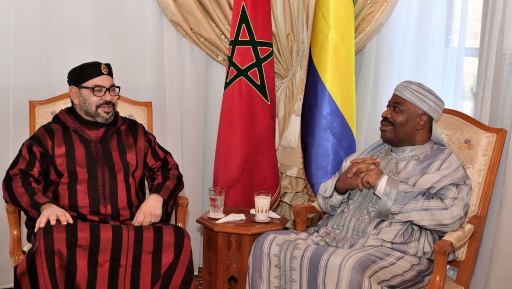 Le président gabonais en convalescence au Maroc, ici avec le roi Mohamed 6