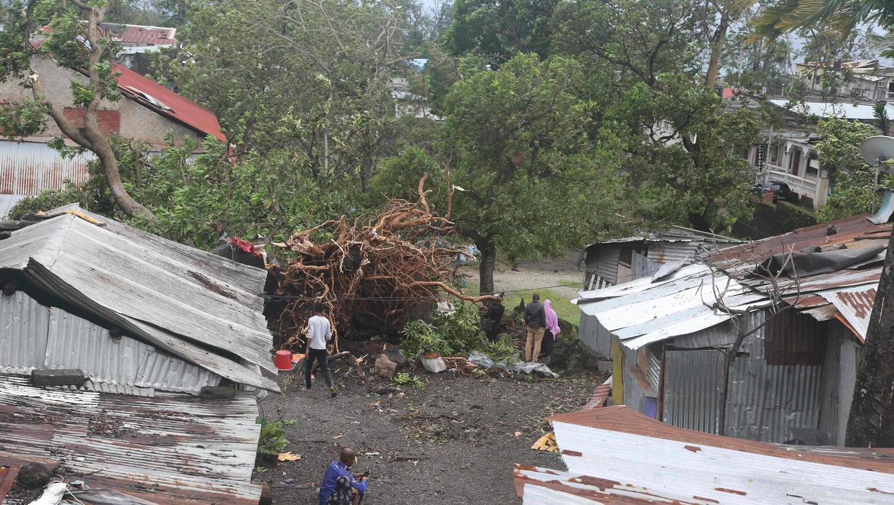 Le cyclone Kenneth tue une personne et laisse des traces de destruction à travers le Mozambique