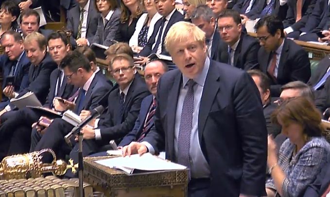 Boris Johnson a demandé un report du Brexit dans une lettre non signée