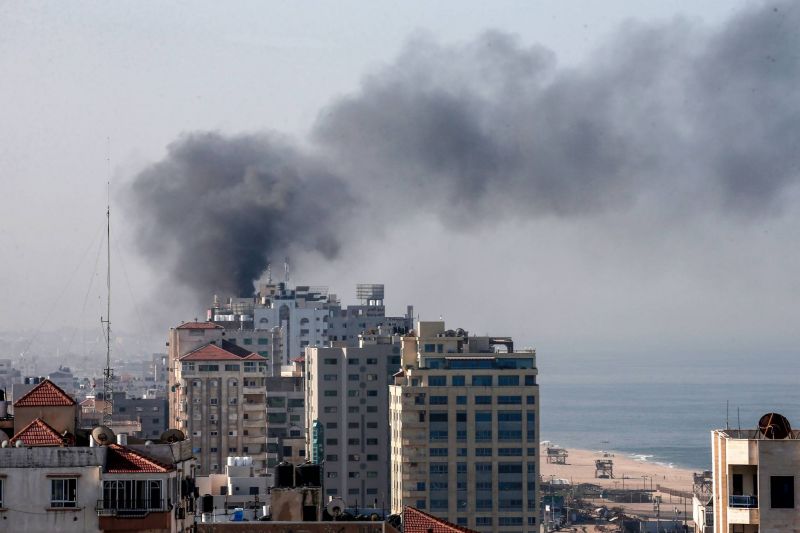 Trois Palestiniens tués dans de nouvelles frappes