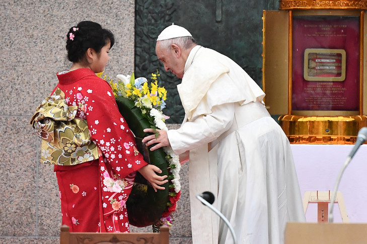 A Nagasaki, le pape François crucifie le principe de dissuasion nucléaire